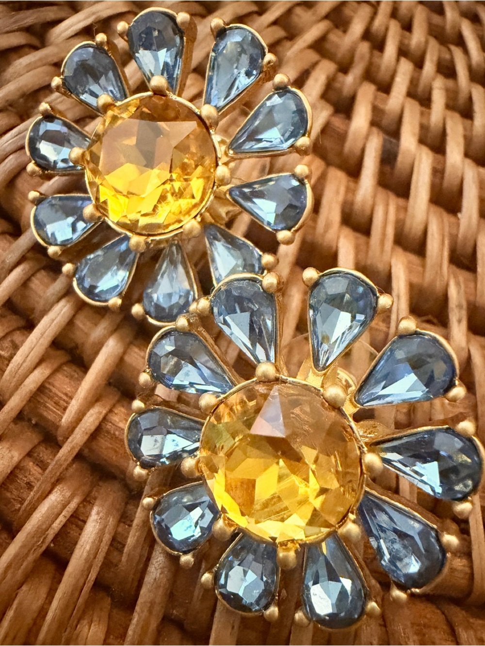 Oscar de la Renta Blue & Golden Topaz Sunflower Crystal Earrings✨Pierced/ Post